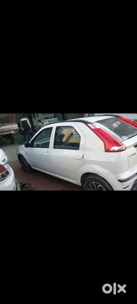 Mahindra Verito 2013 Diesel 80000 Km Driven