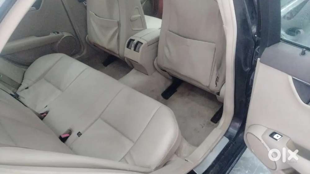 Mercedes-benz C Class 2009 Petrol 116300 Km Driven