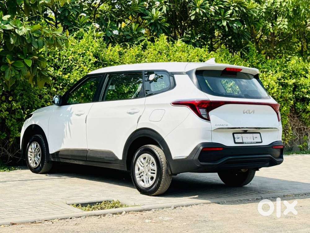 Kia Carens G 1.5 6mt Premium (o) 7-seater, 2025, Petrol