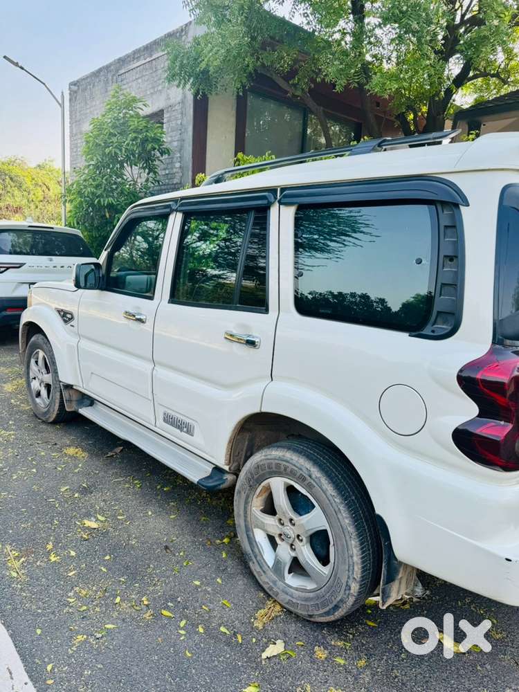 Mahindra Scorpio Classic 2021 Diesel Manual 54000 Km