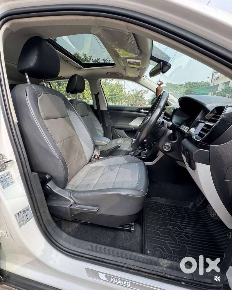 Skoda Kushaq Anniversary Edition 1.0l Tsi At, 2022, Petrol