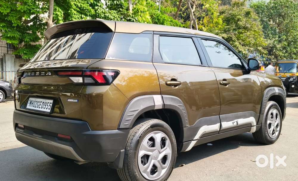 Maruti Suzuki Brezza 1.5 Vxi At Smart Hybrid, 2024, Petrol