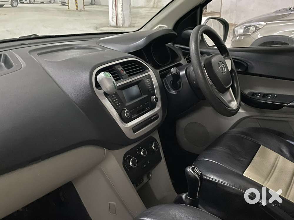 Tata Tiago Petrol 2017