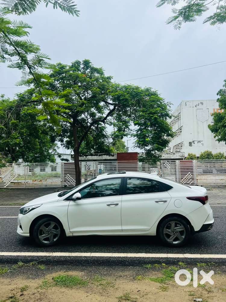 Hyundai Verna 1.5 Sx Vtvt, 2022, Petrol