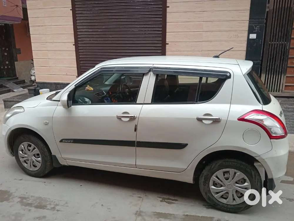 2016 Maruti Suzuki Swift Lxi