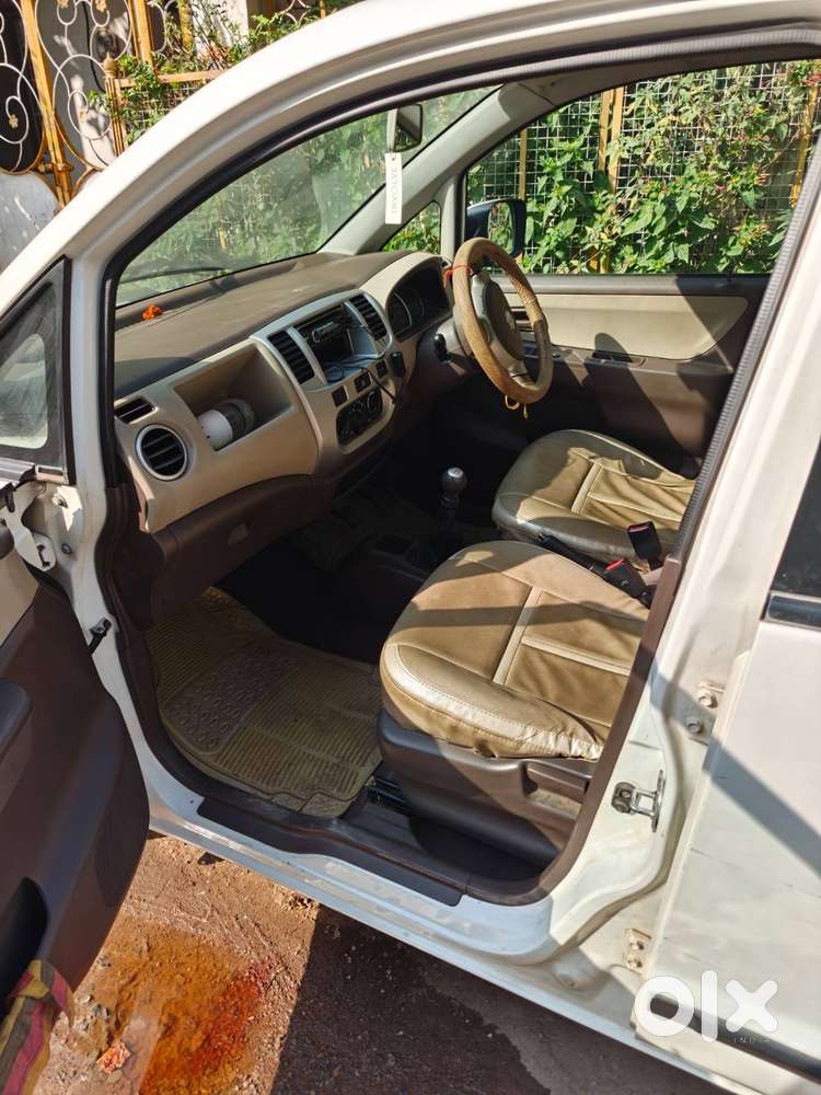 Maruti Suzuki Zen Estilo 2010