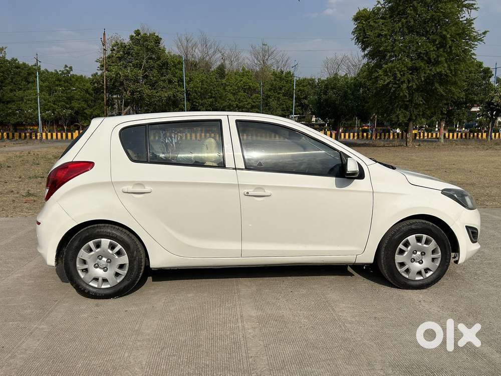 Hyundai I20 2012-2014 Magna Optional 1.2, 2013, Cng & Hybrids