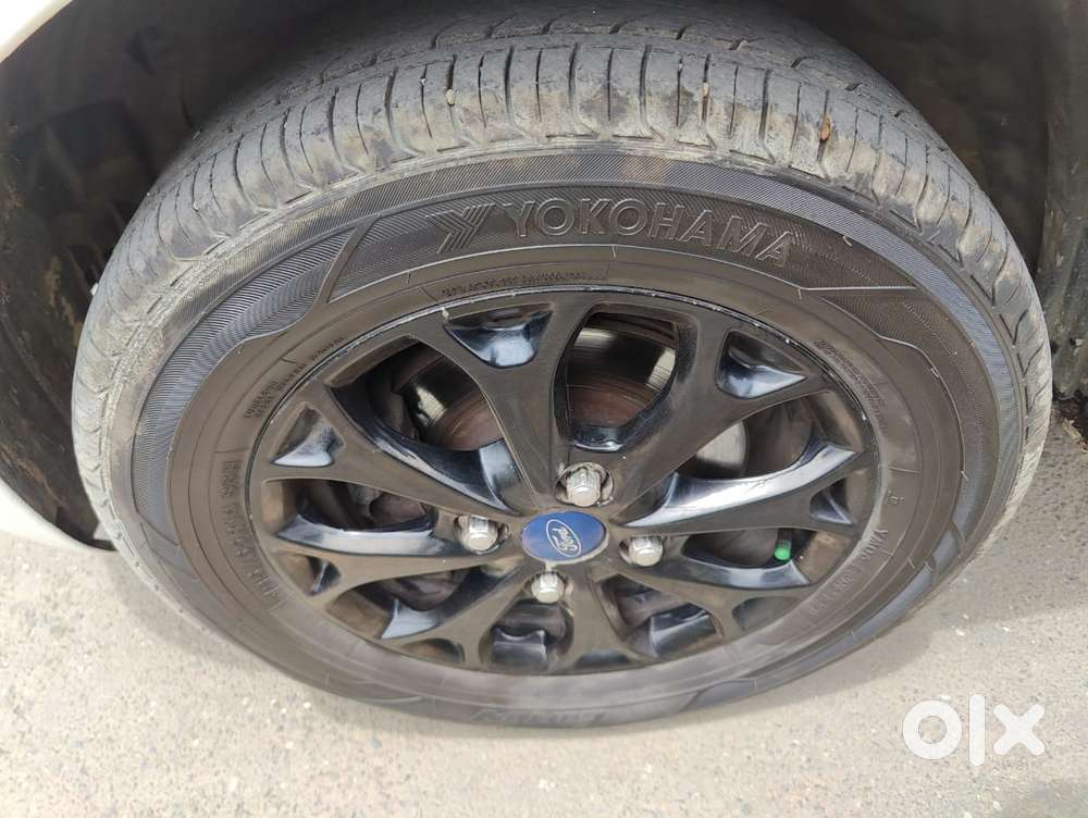 Ford Figo 2012-2015 Petrol Titanium, 2015, Petrol