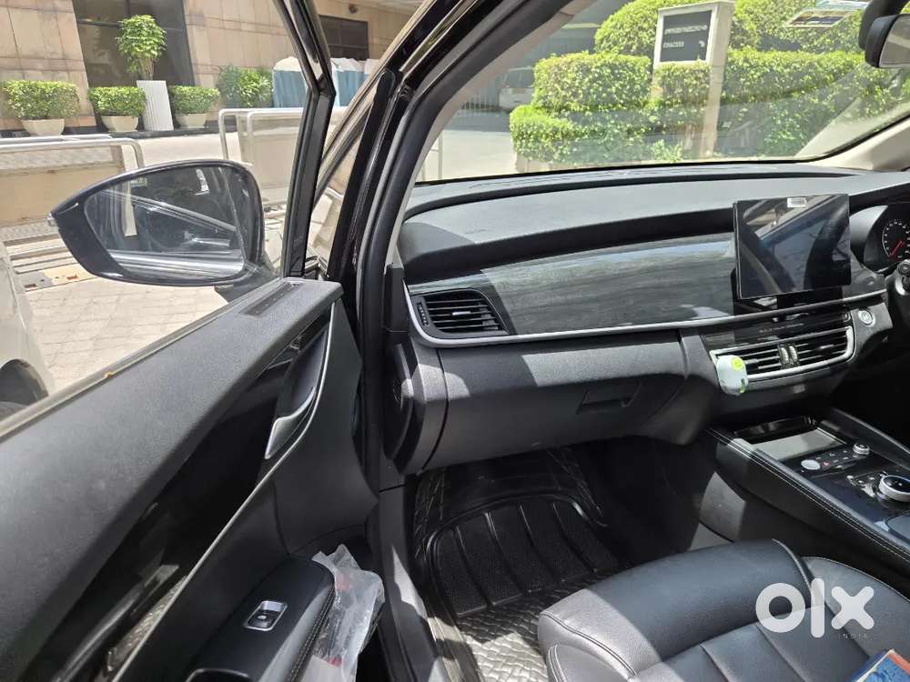 Byd E6 2024 Electric Under Warranty - All India Transfer Available