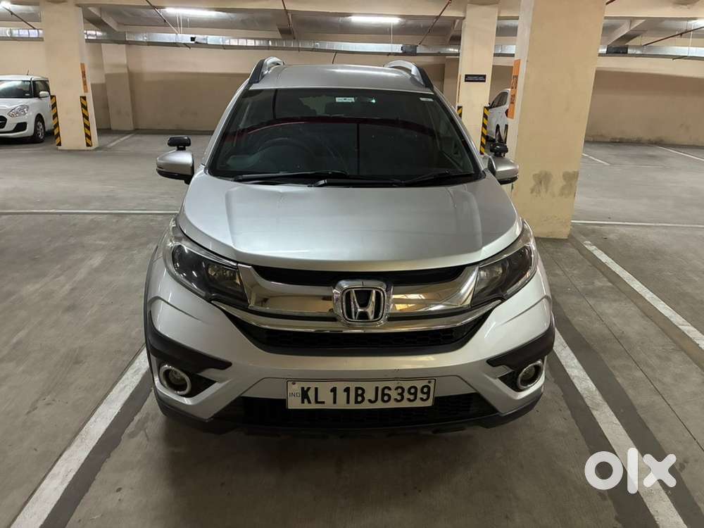 Honda Br-v Cng Automatic 2017 Excellent Condition