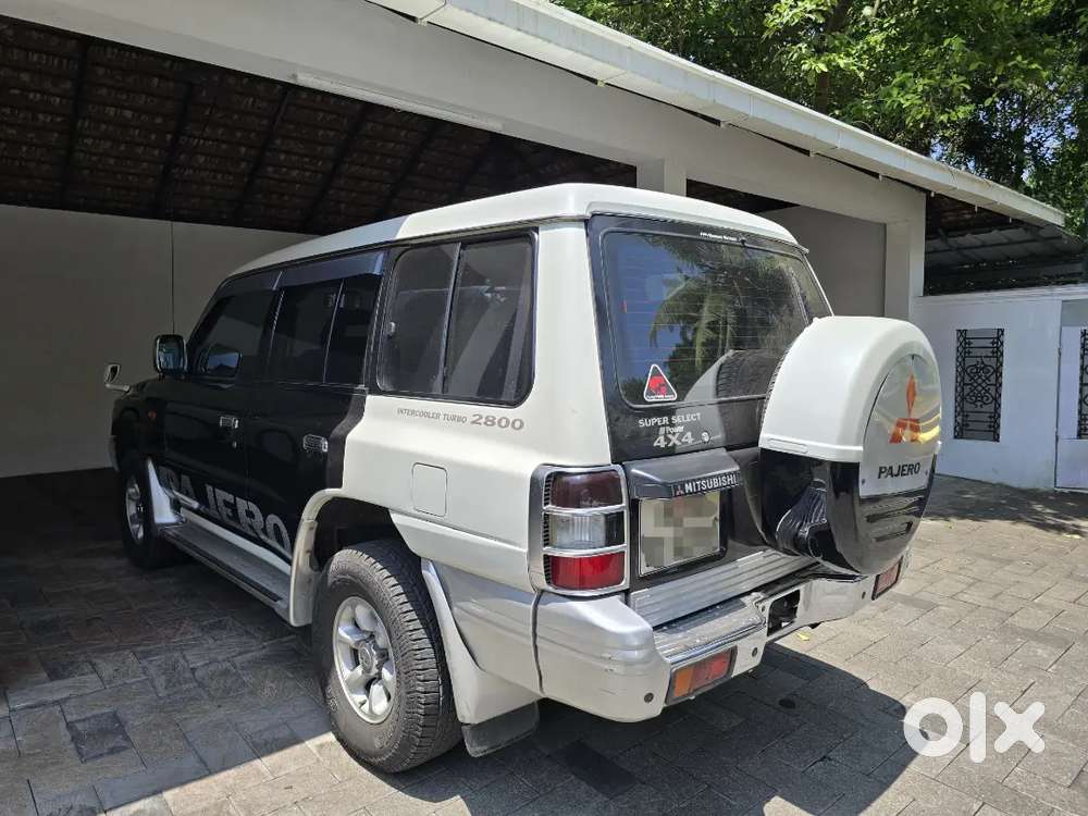 2011 Model Mitsubishi Pajero Sfx 4x4