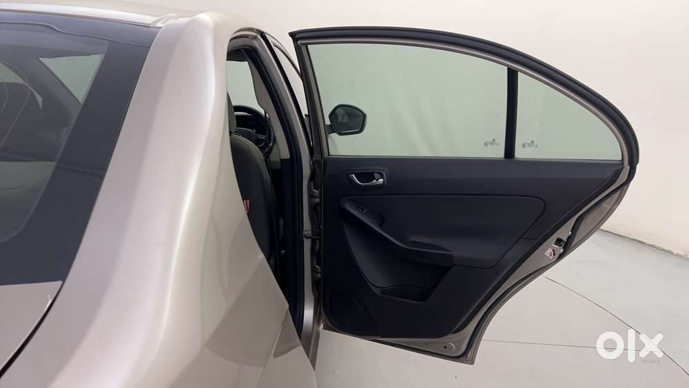 Tata Zest Revotron 1.2 Xt, 2015, Petrol