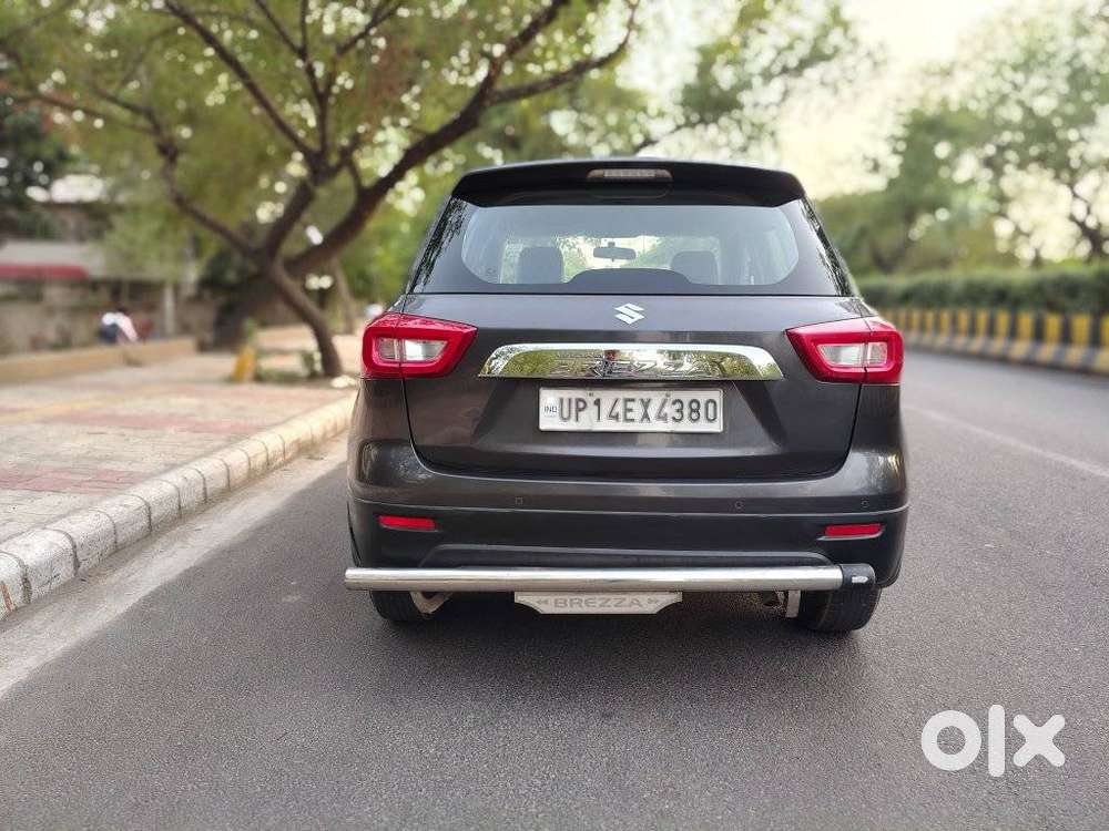 Maruti Suzuki Brezza 1.5 Lxi Cng, 2021, Cng & Hybrids