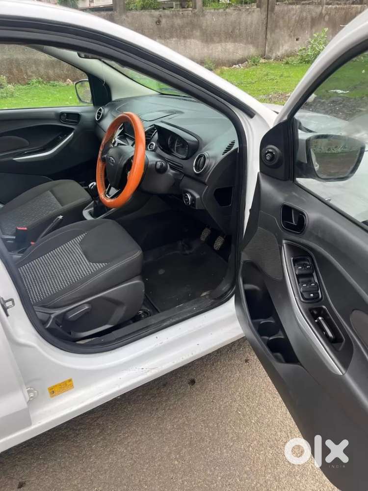 Ford Figo Titanium, 2020, Petrol