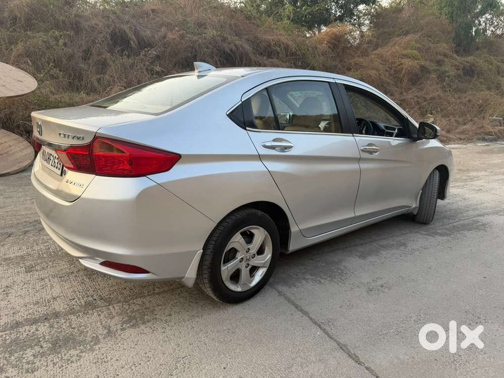 Honda City Hybrid 2016