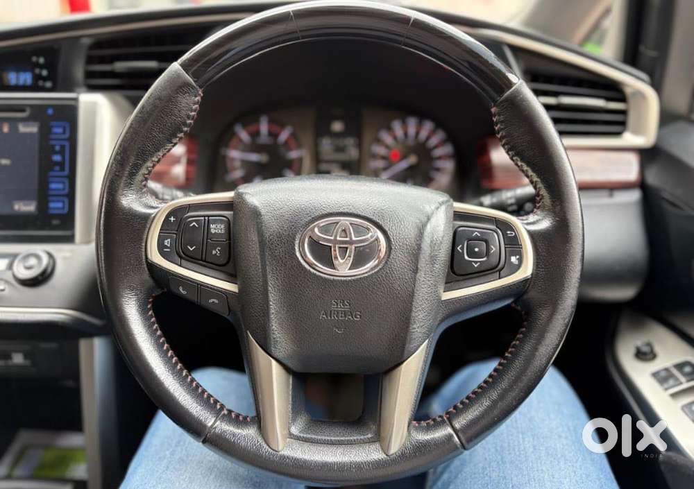 Toyota Innova Crysta Touring Sport 2.4 Mt, 2017, Diesel