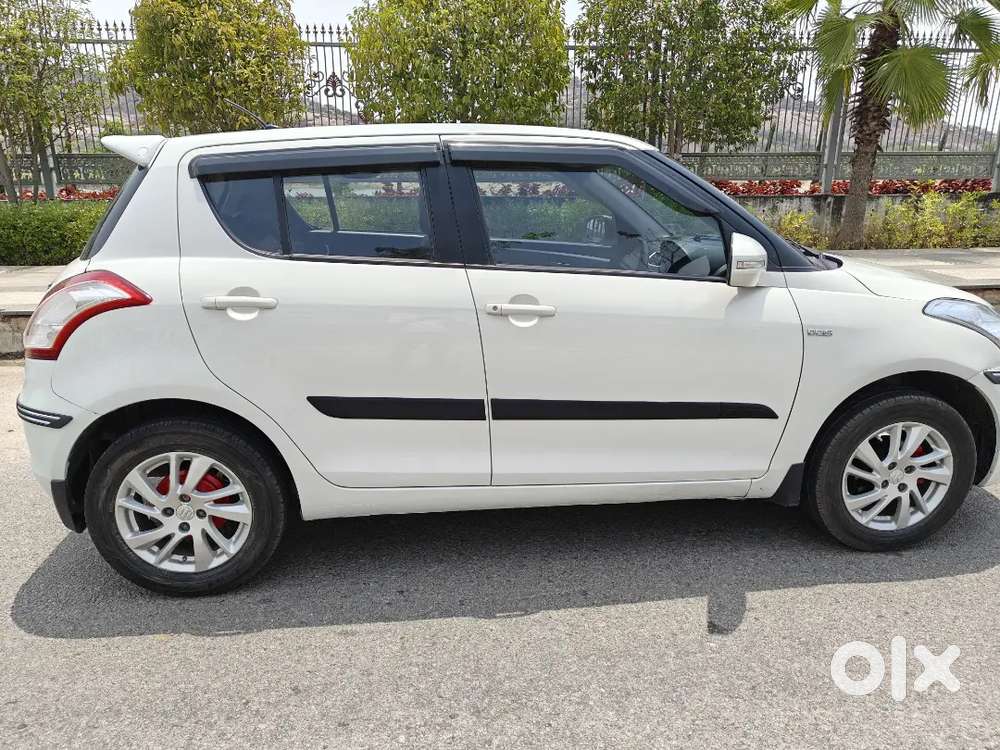 Maruti Suzuki Swift Zdi2012 Diesel 110000 Km Driven