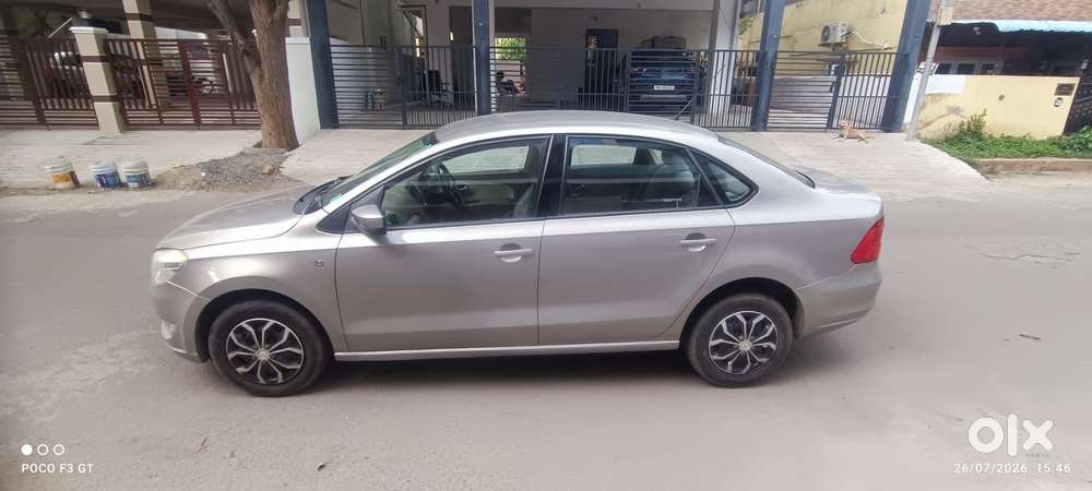 Skoda Rapid 1.6 Mpi Ambition Plus, 2012, Petrol