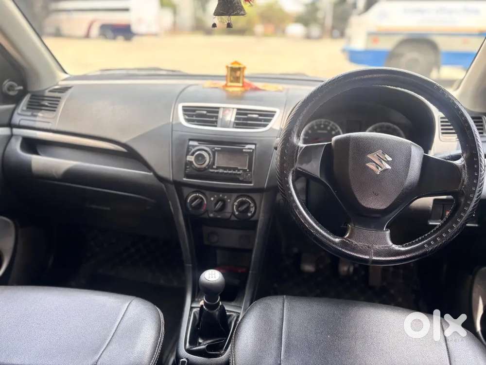 Maruti Suzuki Swift 2016 Petrol 65000 Km Driven