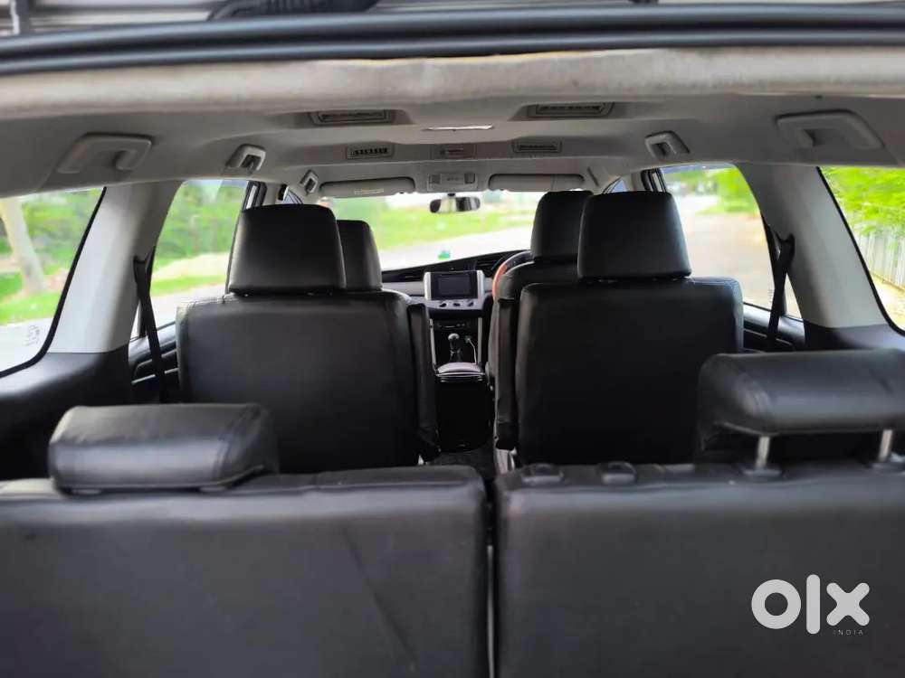 Toyota Innova Crysta 2019