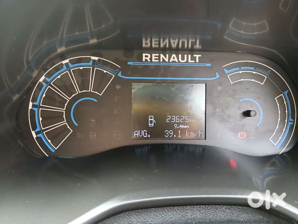 Renault Triber Rxl, 2023, Petrol
