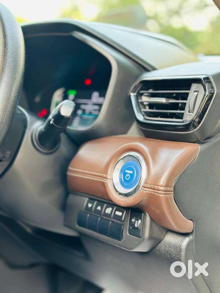Toyota Urban Cruiser Hyryder 1.5 G Hybrid, 2024, Petrol