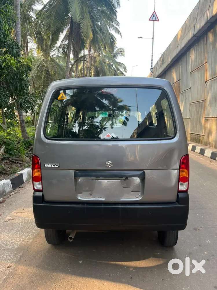 Maruti Suzuki Eeco 2023 Petrol 85000 Km Driven , Front Glass Replace
