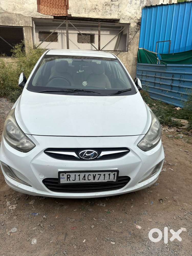 Hyundai Fluidic Verna 2013