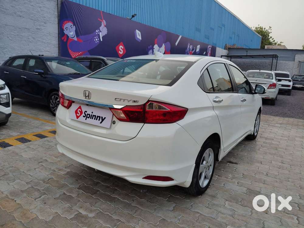 Honda City I-vtec S, 2015, Petrol
