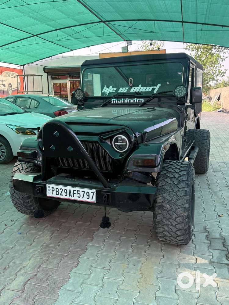 Mahindra Thar 2.2 Ax (o) Convertible Diesel Mt 4wd, 2015, Diesel