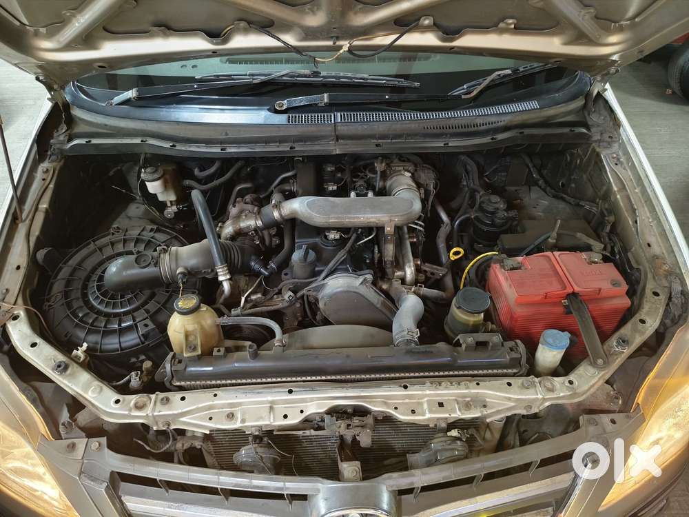 Toyota Innova 2.5 G (diesel) 8 Seater, 2010, Diesel