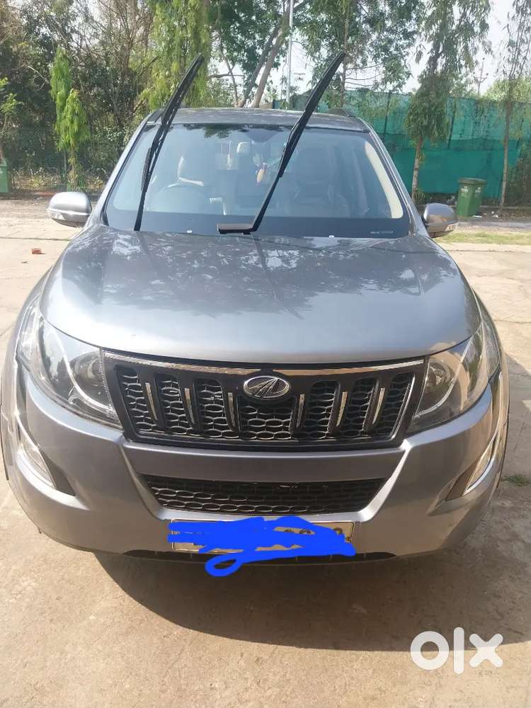 Mahindra Xuv500 W10 2017 Diesel 53000 Km Driven