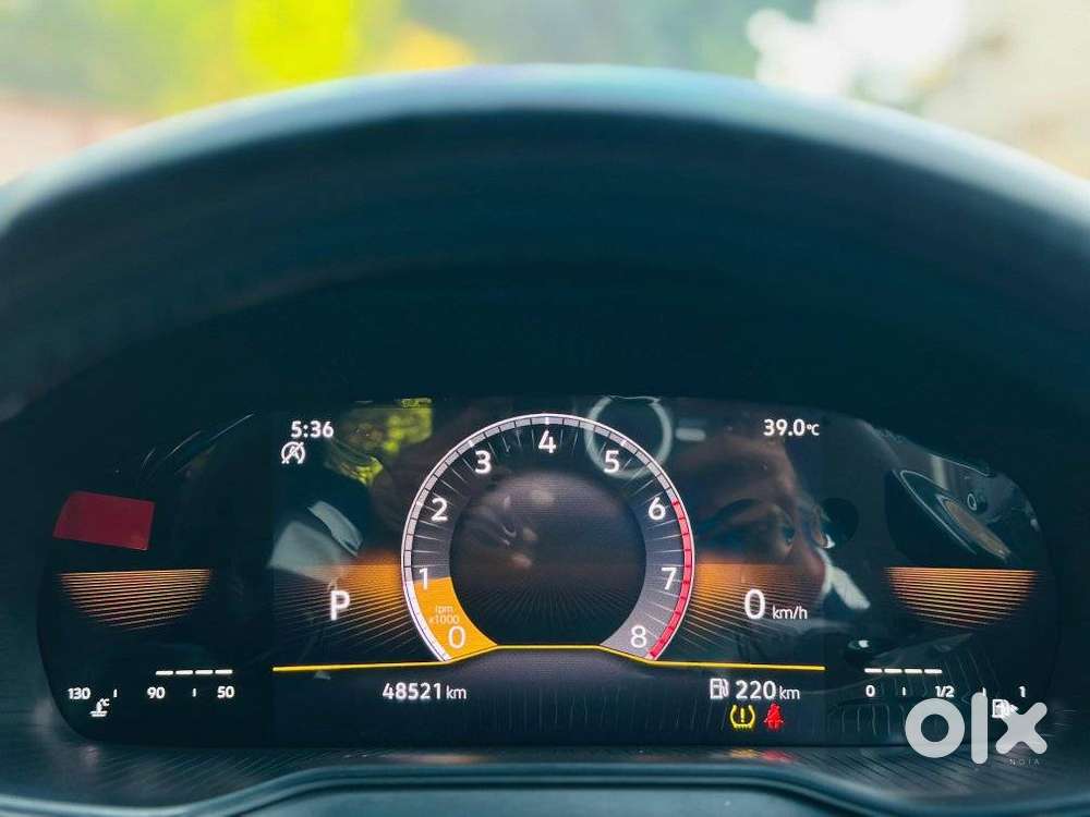 Skoda Kushaq 1.0 Tsi Style At (6 Airbags), 2022, Petrol