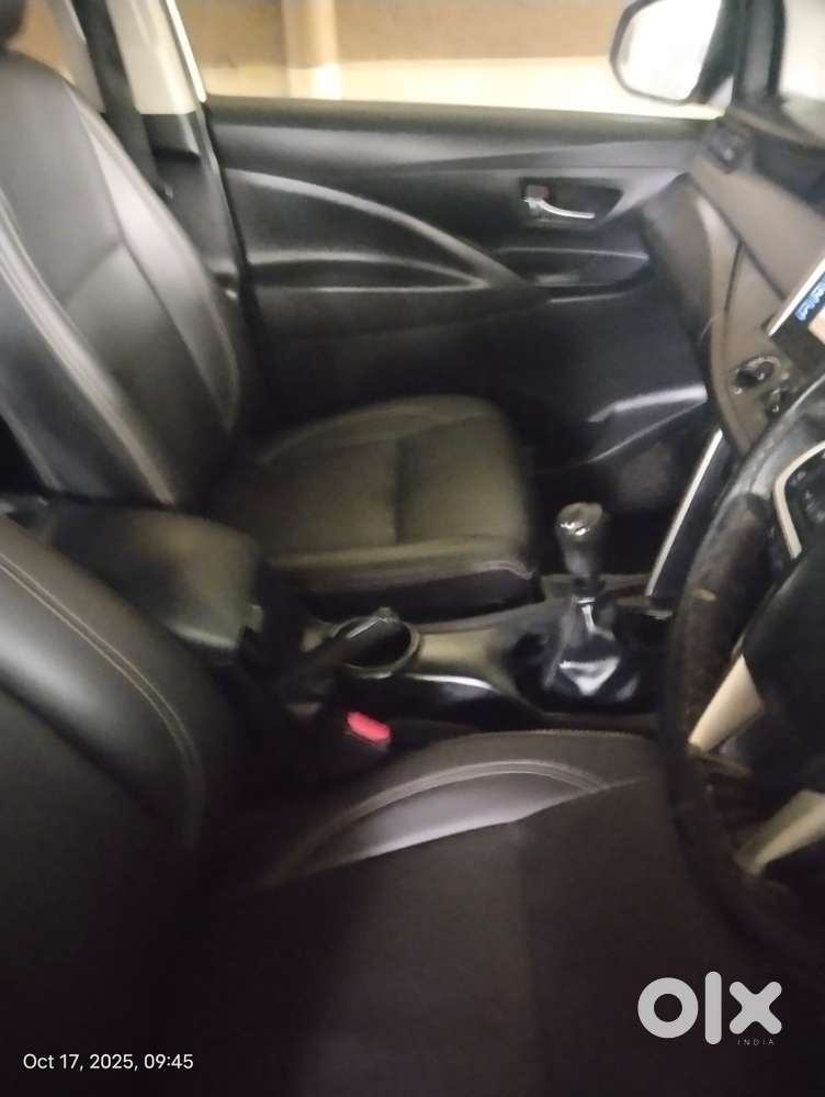 Toyota Innova Crysta 2.4 G Plus Mt 8 Str, 2019, Diesel