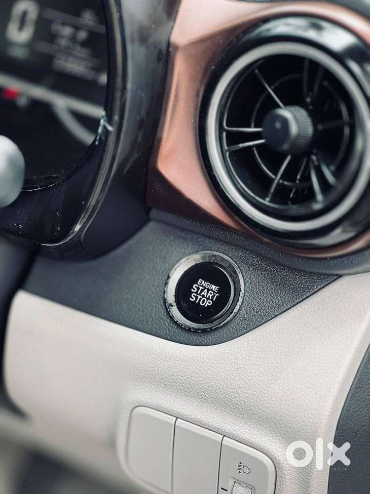 Hyundai Aura Sx (o) Manual, 2020, Petrol