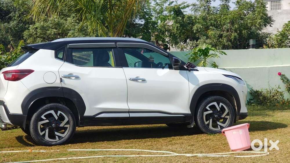 Nissan With 2nd Owner 2021