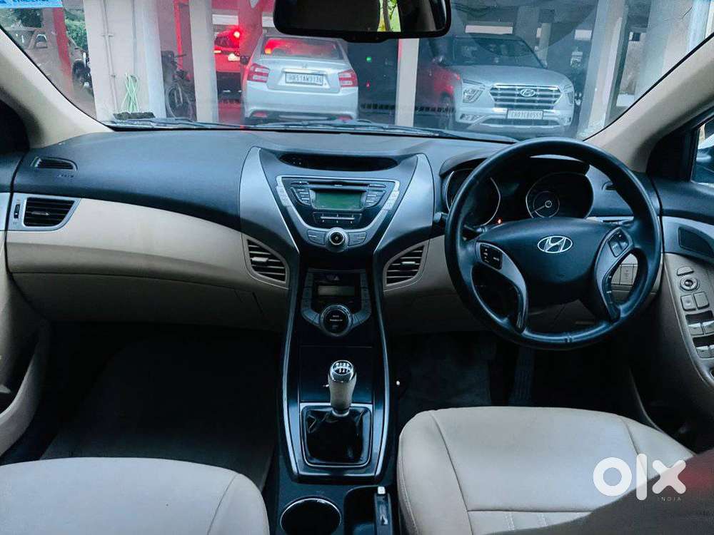 Hyundai Elantra 1.6 Sx, 2013, Petrol
