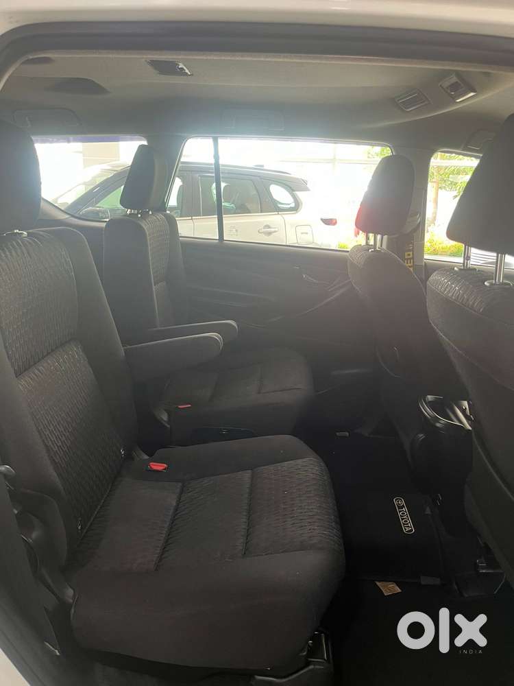 Toyota Innova Crysta 2.8 Gx At, 2020, Petrol
