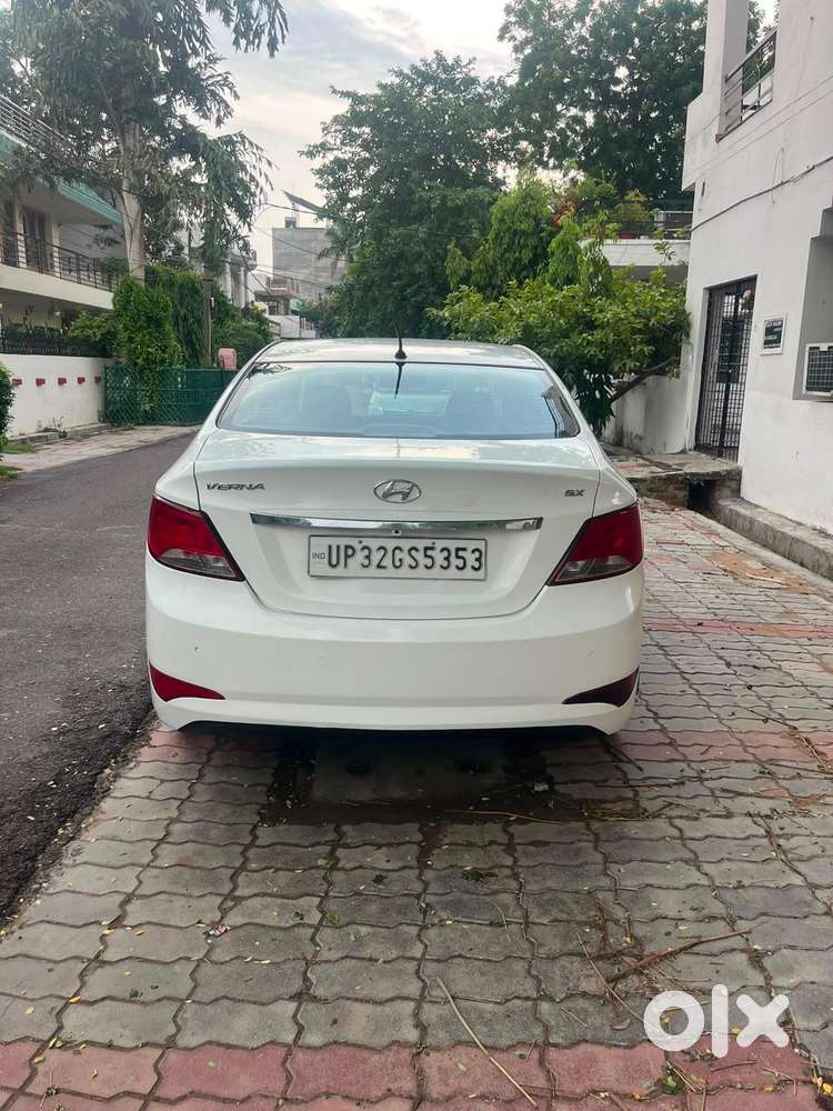 Hyundai Verna Hyundai-verna-crdi-1.6-sx-option, 2015, Diesel