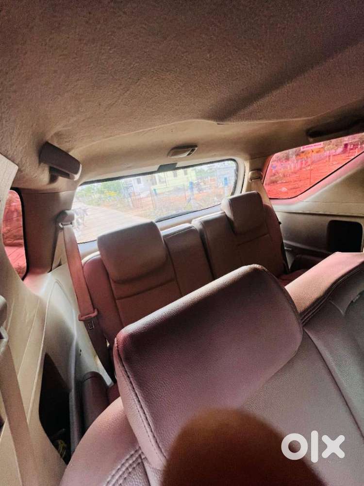 Toyota Fortuner 4x2 Manual, 2014, Diesel