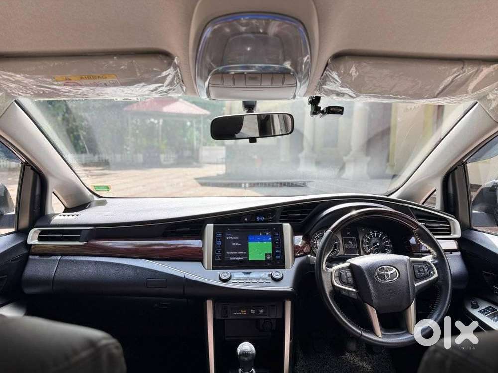 Toyota Innova Crysta 2.4 V 8 Str, 2017, Diesel