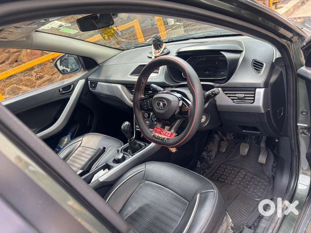 Tata Nexon Diesel 2022 With Sunroof