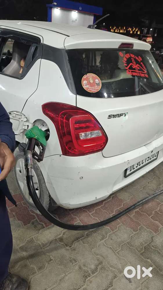 Maruti Suzuki Swift Petrol Manual 2021