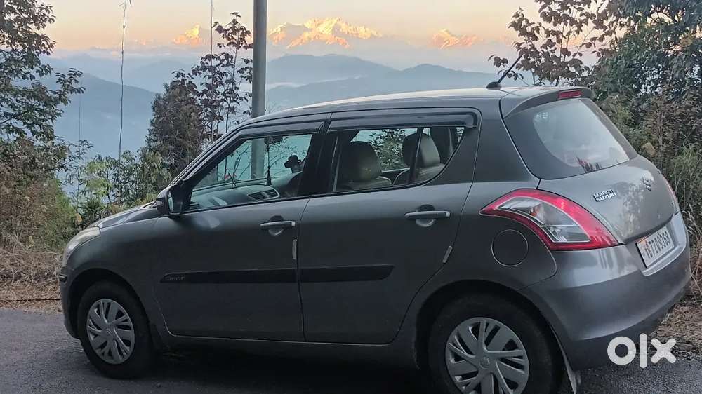 Maruti Suzuki Swift 2017 Petrol 56000 Km Driven