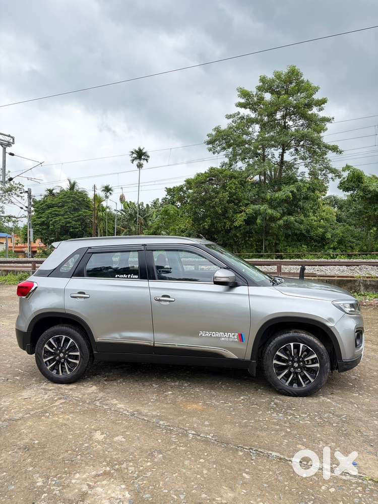 Maruti Suzuki Vitara Brezza Zxi+ Petrol Manual 2018