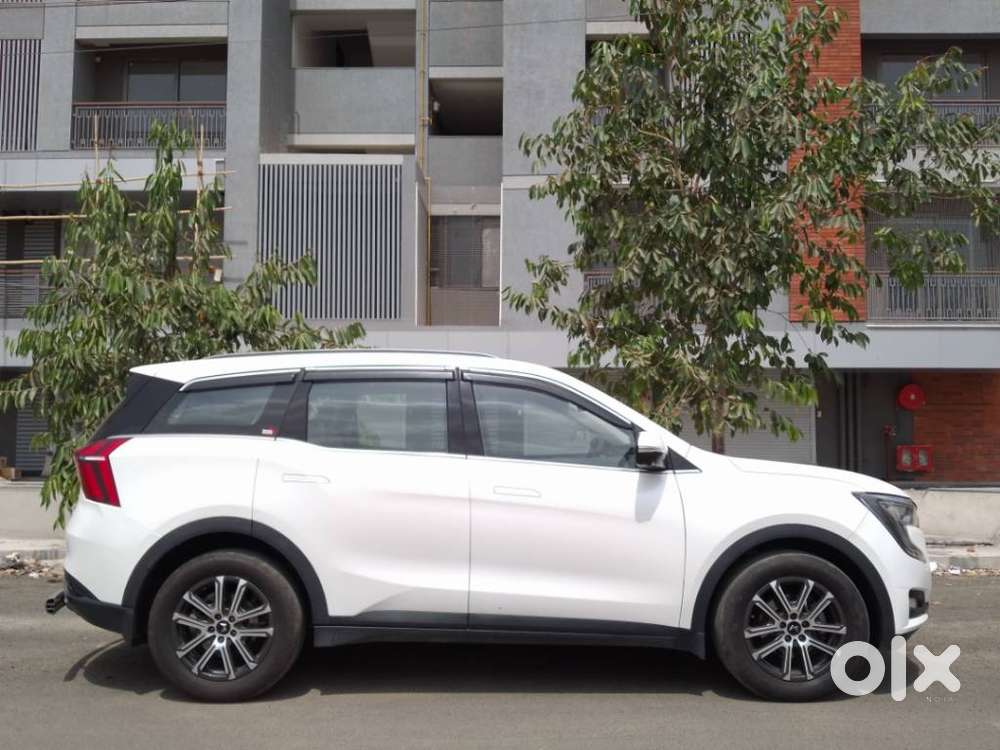 Mahindra Xuv700 2.2 Ax 7 Diesel At Str Awd, 2025, Diesel