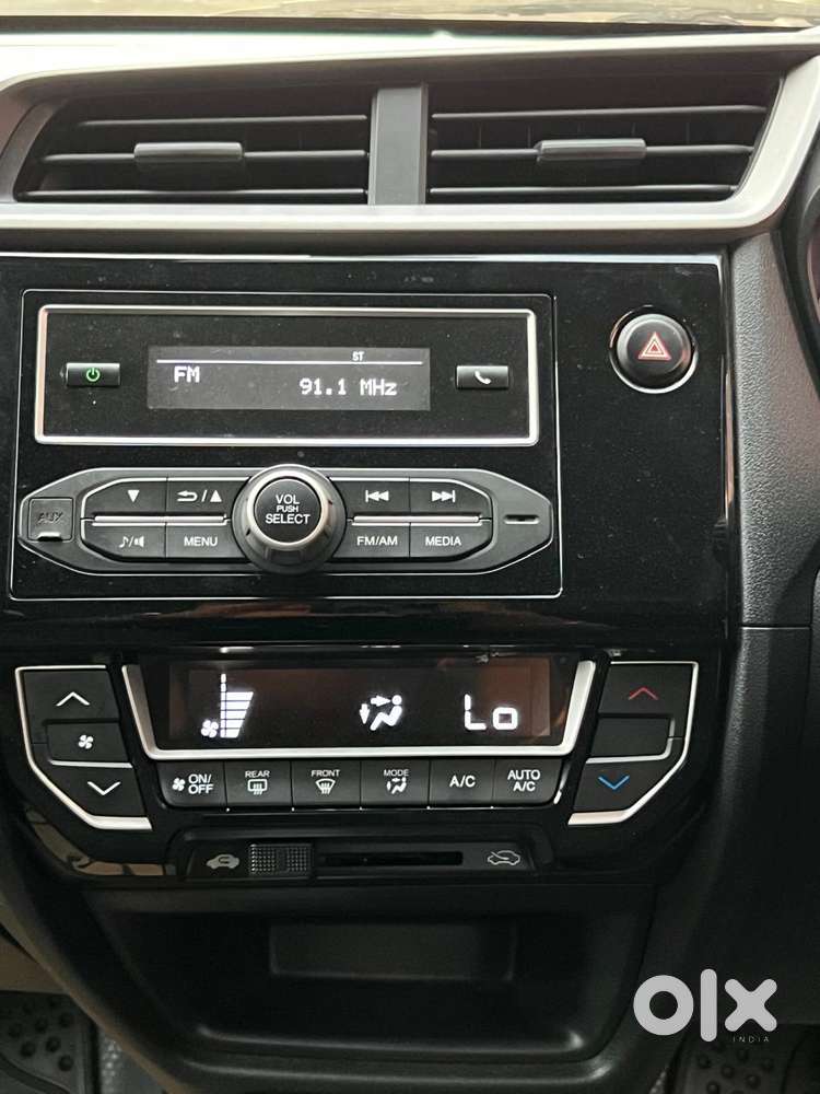 Honda Br-v Style Edition V Cvt, 2016, Petrol
