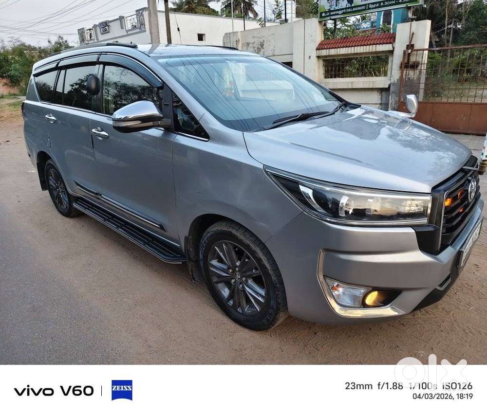 Toyota Innova Crysta [ ] 2.4 Zx At 7 Str, 2016, Diesel