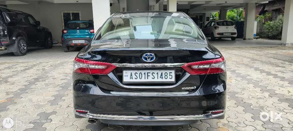 Toyota Camry Hybrid 2023