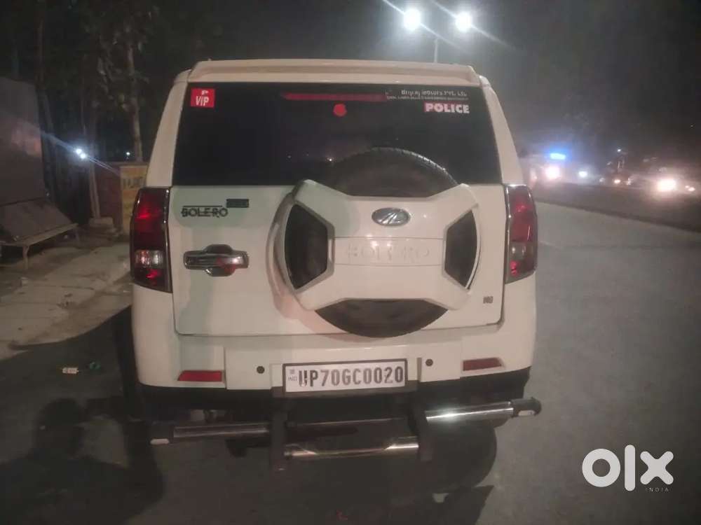 White Mahindra Bolero Neo N8 2022 For Sale